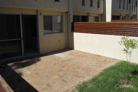 Property photo of 7 Collicott Circuit Macquarie ACT 2614