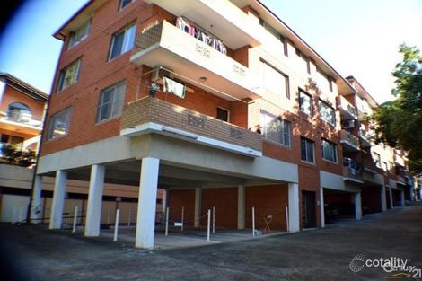 16/158 Sandal Cres, Carramar, NSW 2163