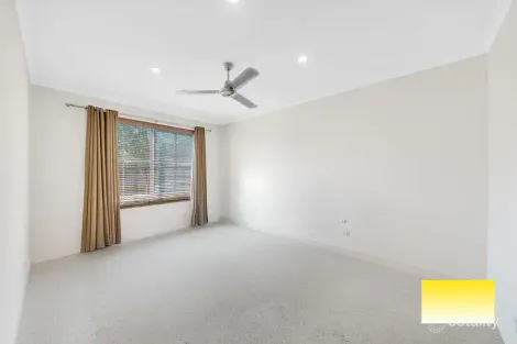 Property photo of 11 Twilight Place Tarneit VIC 3029