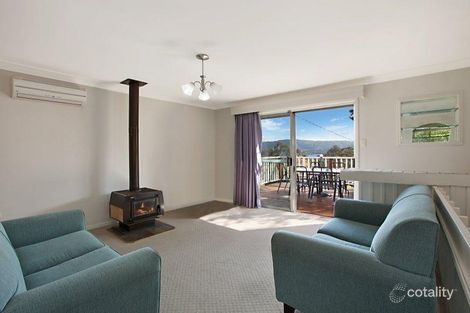 Property photo of 3 Redgrove Street Green Point NSW 2251