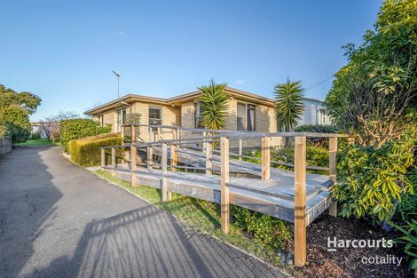 Property photo of 28 Raglan Street Somerset TAS 7322