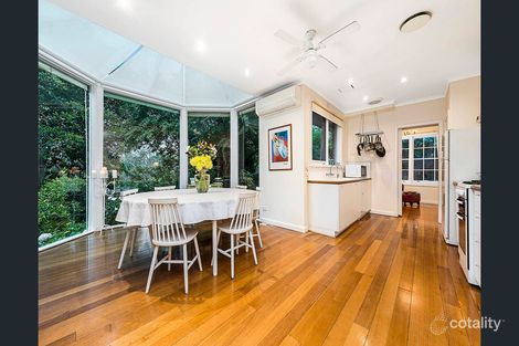 Property photo of 4 Wills Avenue Mount Waverley VIC 3149