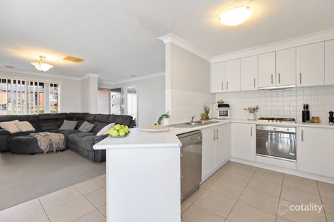 Property photo of 35 Yarrawah Crescent Bourkelands NSW 2650