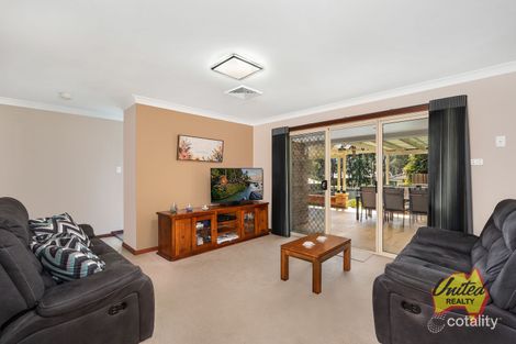 Property photo of 4 Marsh Place The Oaks NSW 2570