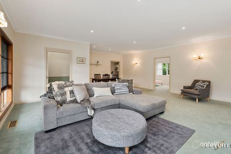 Property photo of 120 Pembroke Road Mooroolbark VIC 3138