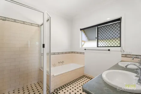 Property photo of 118 Pacific Drive Booral QLD 4655