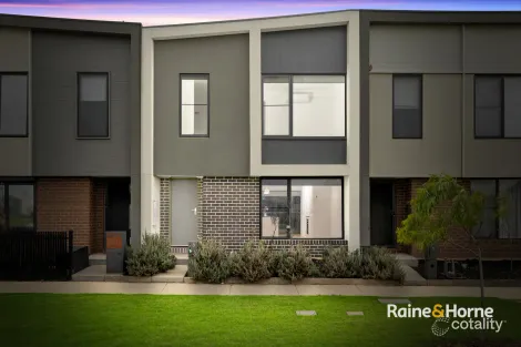 Property photo of 3 Ogawa Walk Tarneit VIC 3029