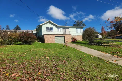 Property photo of 100E Croudace Street Walcha NSW 2354