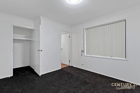 Property photo of 22 Norman Dunlop Crescent Minto NSW 2566