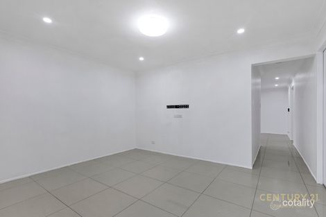 Property photo of 22 Norman Dunlop Crescent Minto NSW 2566