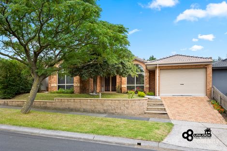 Property photo of 25 Jarryd Crescent Berwick VIC 3806