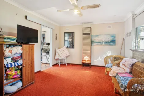 Property photo of 56 Cambridge Street Port Noarlunga South SA 5167
