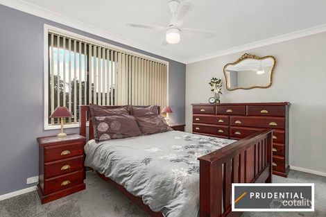 Property photo of 10 Aminya Crescent Bradbury NSW 2560
