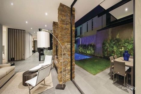 Property photo of 1/4 Higham Road Hawthorn East VIC 3123