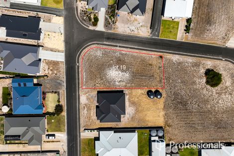 Property photo of 19 Trevor Drive Kingston S.E. SA 5275