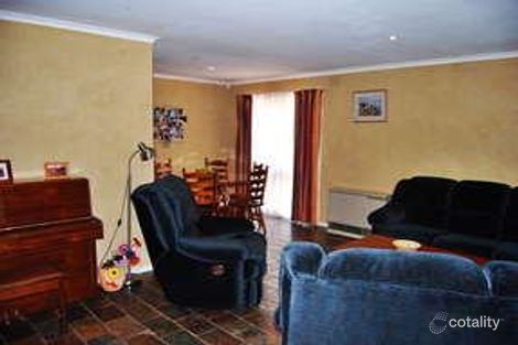 Property photo of 16 Mudlark Court Carrum Downs VIC 3201