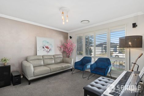 Property photo of 15 Sunstone Boulevard Treeby WA 6164