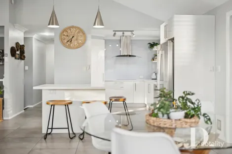 Property photo of 81 Orlando Street Coffs Harbour NSW 2450