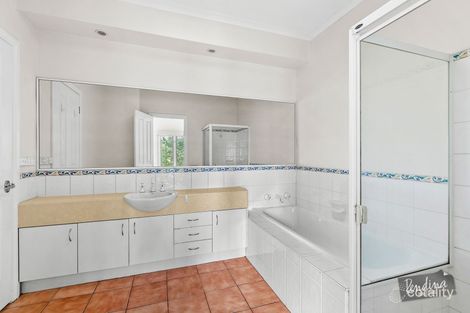 Property photo of 24 Anderson Walk Kensington VIC 3031