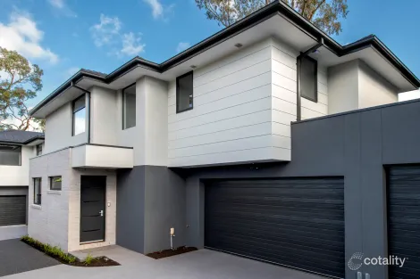 2/2 Cook Rd, Mitcham, VIC 3132