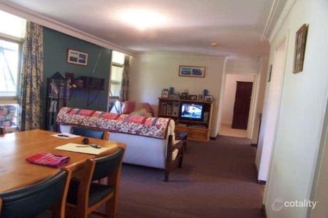 Property photo of 15 Walbeck Road Kalamunda WA 6076