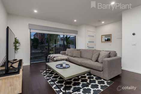 Property photo of 18 Paradise Parade Point Cook VIC 3030