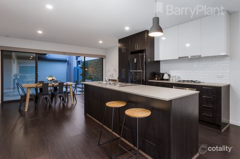 Property photo of 18 Paradise Parade Point Cook VIC 3030