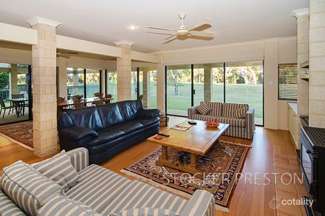 Property photo of 16 The Enclave Dunsborough WA 6281