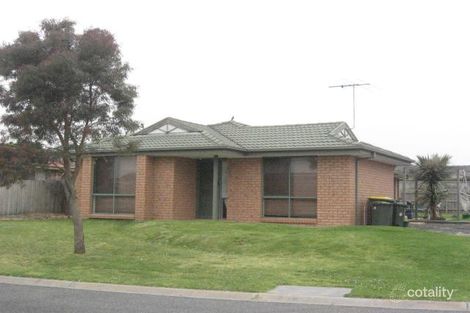 Property photo of 15 Viking Court Carrum Downs VIC 3201
