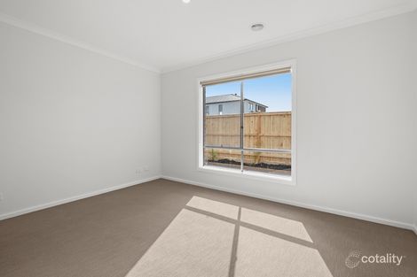Property photo of 41 Burnbank Parade Clyde North VIC 3978
