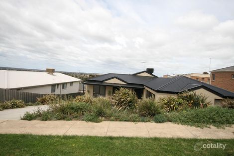 5 Leigh Rd, Highton, VIC 3216