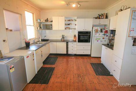 Property photo of 11 Northcott Avenue Singleton Heights NSW 2330