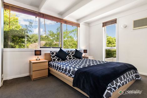 Property photo of 17 Richborough Grove Ferntree Gully VIC 3156