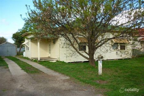 81 Devereux St, Warracknabeal, VIC 3393