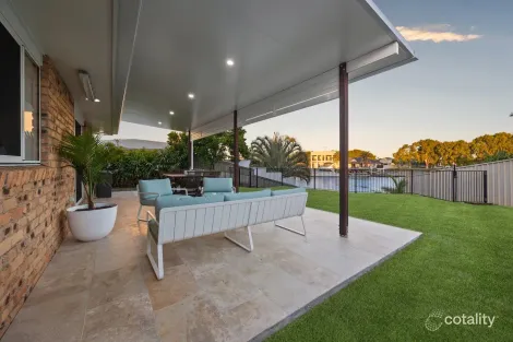 Property photo of 19 Mooloolah Drive Minyama QLD 4575