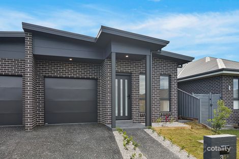 36a Sapphire Rd, Kembla Grange, NSW 2526