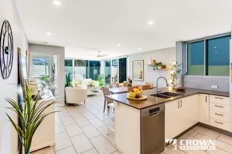 Property photo of 1/5 Lilla Street Woody Point QLD 4019