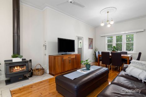 Property photo of 4 Girton Crescent Manifold Heights VIC 3218