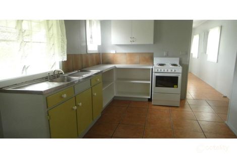 Property photo of 2 Uzinger Street Tully QLD 4854