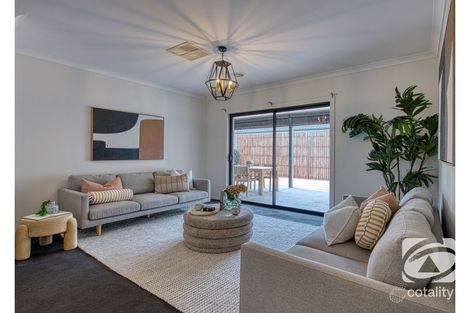 Property photo of 86 Dusseldorp Avenue Pakenham VIC 3810