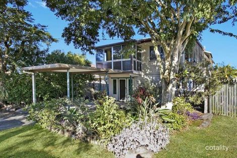 26 Saint Clements Rd, Oxley, QLD 4075