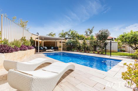 Property photo of 4 Walba Place Coogee WA 6166