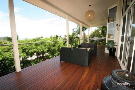 Property photo of 6 Whitehaven Crescent Cannonvale QLD 4802