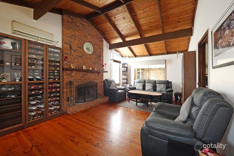 Property photo of 11 Blaxland Drive Rowville VIC 3178