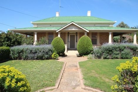 Property photo of 30 Victoria Road Clare SA 5453