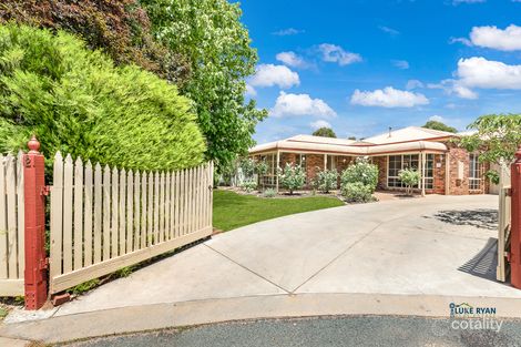 Property photo of 2 Willunga Court Echuca VIC 3564