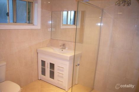 Property photo of 19 Corella Place Estella NSW 2650