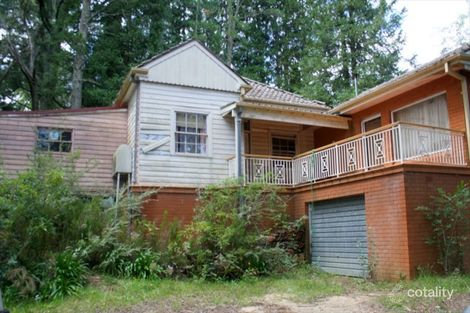 18 Blaxland Rd, Wentworth Falls, NSW 2782