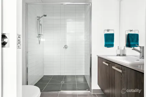 Property photo of 96 Camera Walk Coburg North VIC 3058