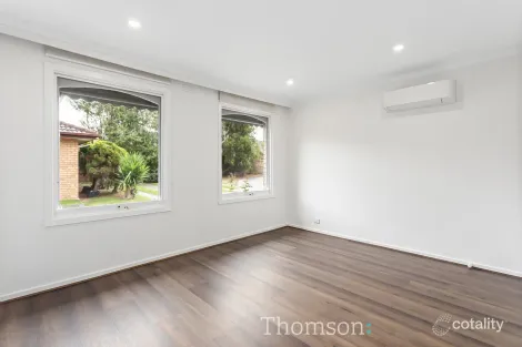 Property photo of 4/63-65 Mimosa Road Carnegie VIC 3163